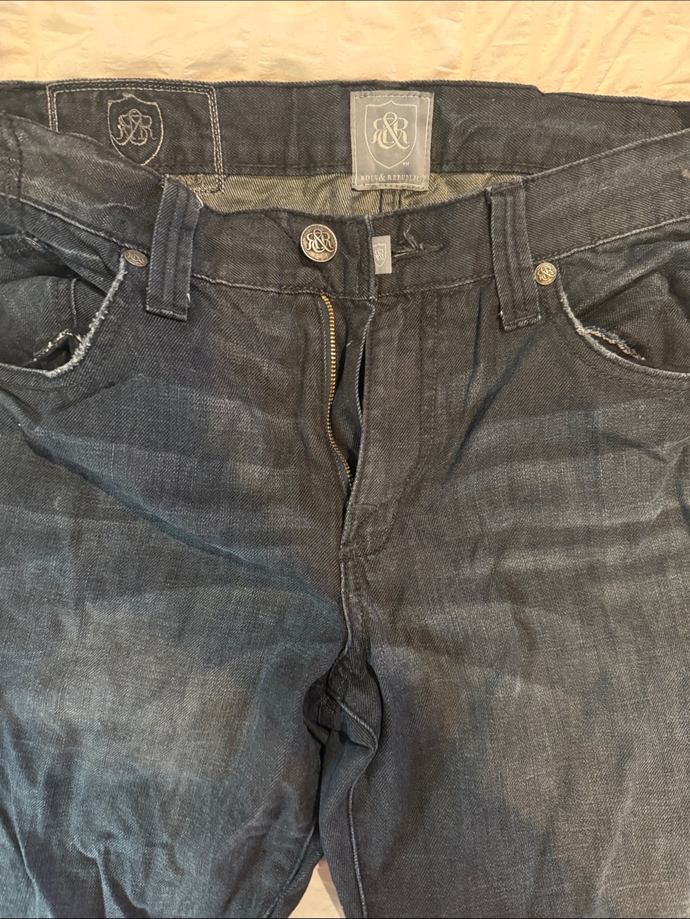 Rock & Republic Men's Relaxed Dark wash Denim Jeans